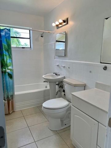 2172 SW 37 Terrace, Fort Lauderdale, FL 33312