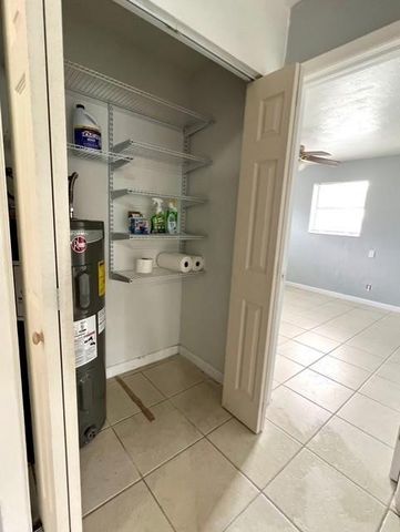 2172 SW 37 Terrace, Fort Lauderdale, FL 33312