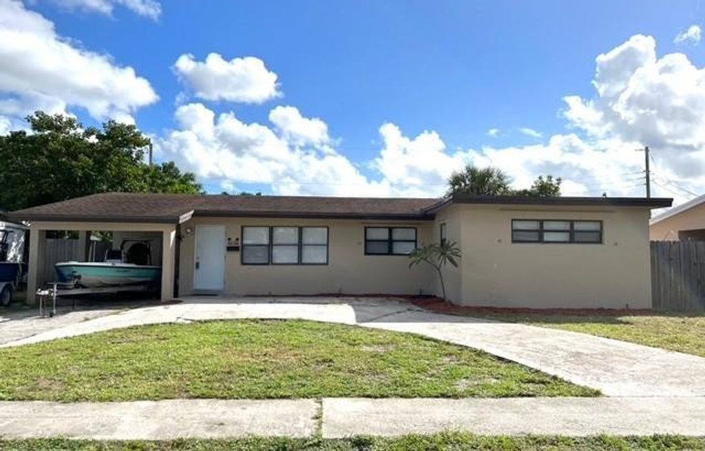2172 SW 37 Terrace, Fort Lauderdale, FL 33312