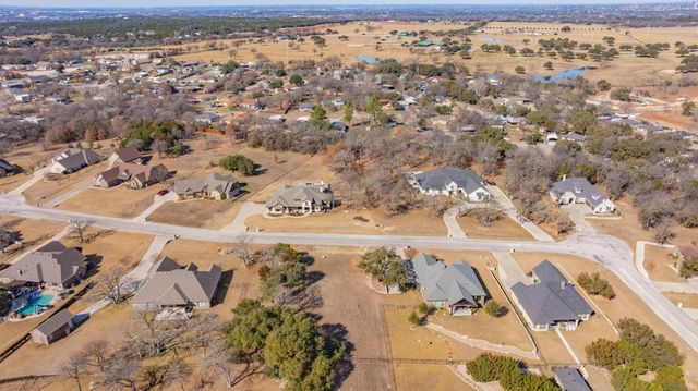 3841 Legend Trail, Granbury, TX 76049