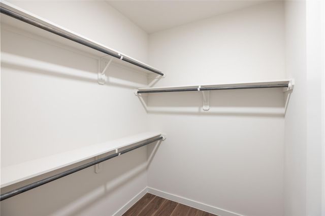 9302 Fry Rd B2Y-618, Cypress, TX 77433