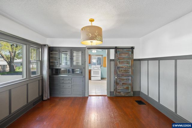 1115 Shipping St, Salem, OR 97301