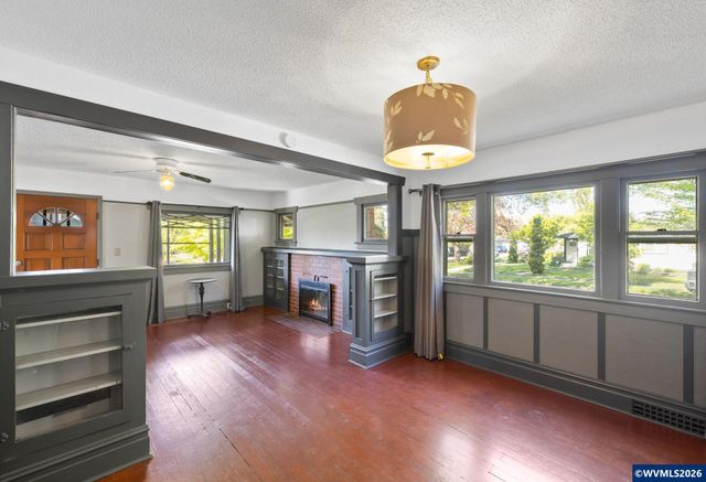 1115 Shipping St, Salem, OR 97301