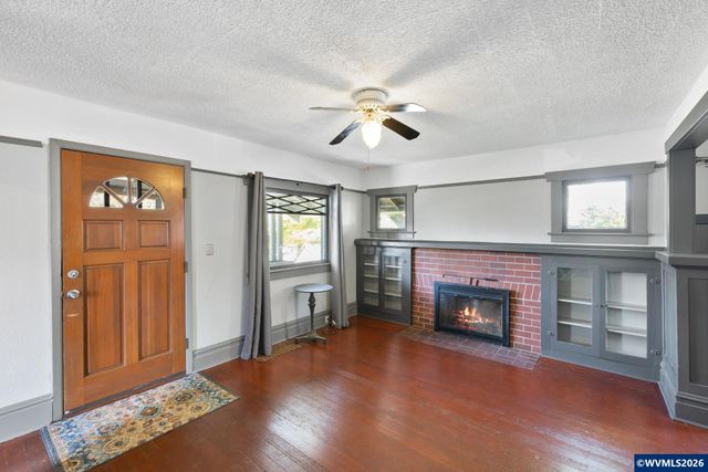 1115 Shipping St, Salem, OR 97301