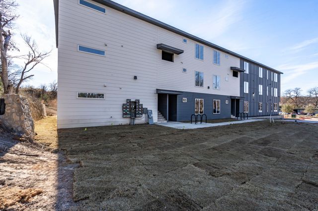 948 S Corinth Street 5, Dallas, TX 75215