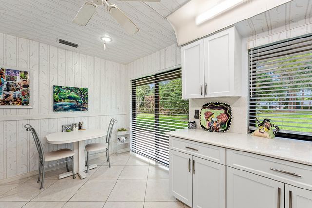 643 W Lakewoode Circle, Delray Beach, FL 33445