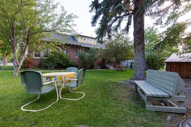 12 N Division St, Whitehall, MT 59759