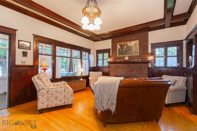 12 N Division St, Whitehall, MT 59759