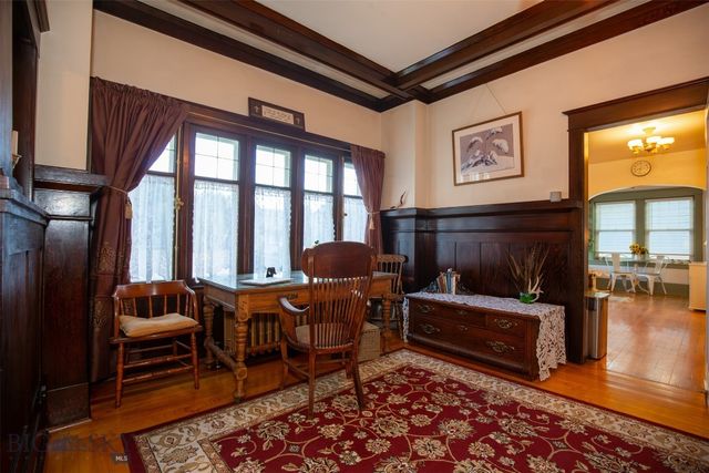 12 N Division St, Whitehall, MT 59759