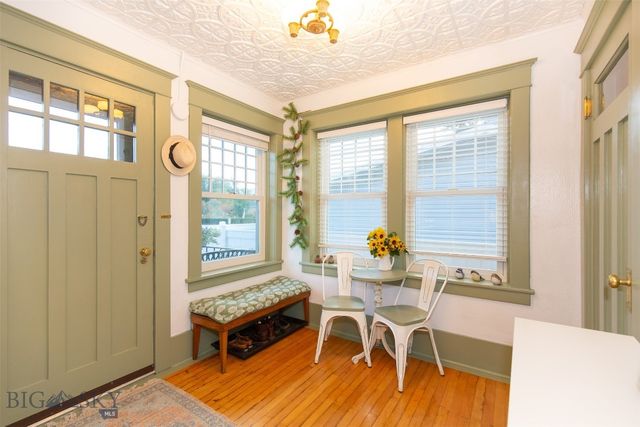 12 N Division St, Whitehall, MT 59759