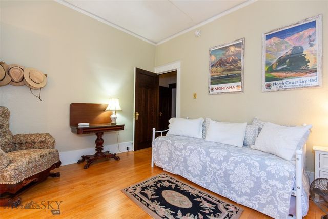 12 N Division St, Whitehall, MT 59759