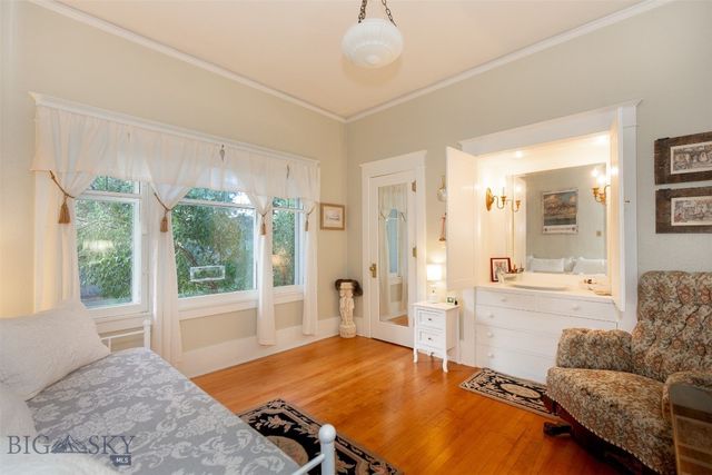 12 N Division St, Whitehall, MT 59759