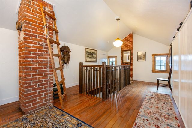 12 N Division St, Whitehall, MT 59759