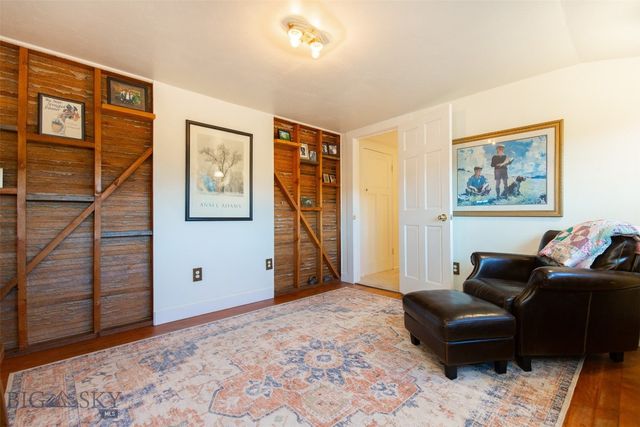 12 N Division St, Whitehall, MT 59759