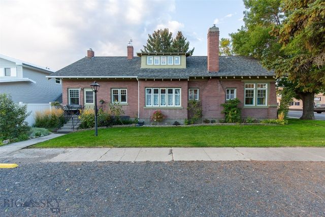 12 N Division St, Whitehall, MT 59759