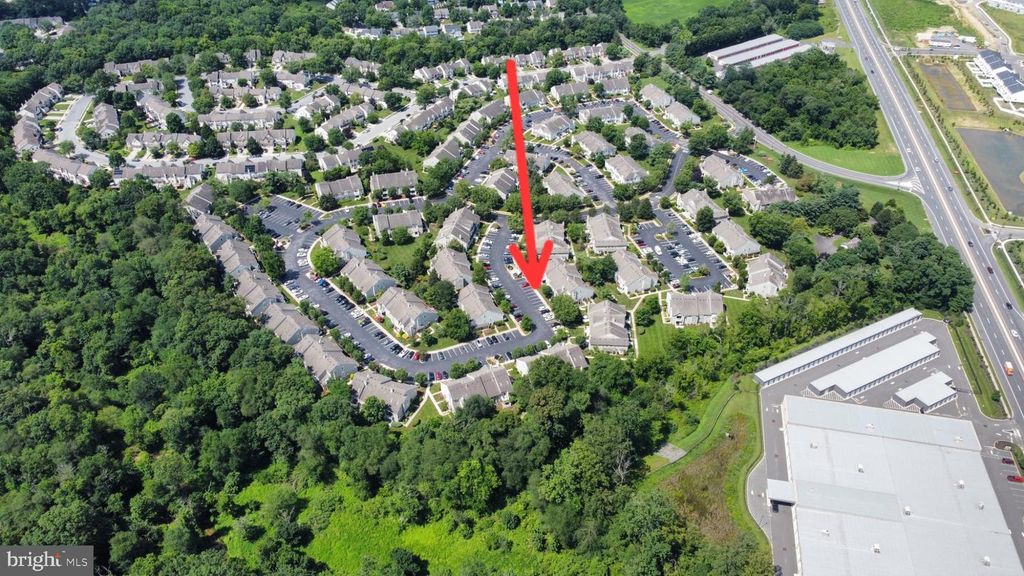 1207-A YARMOUTH LN, Mount Laurel, NJ 08054