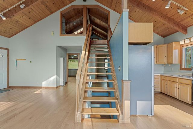 35520 Ocean View Ct, Gualala, CA 95445