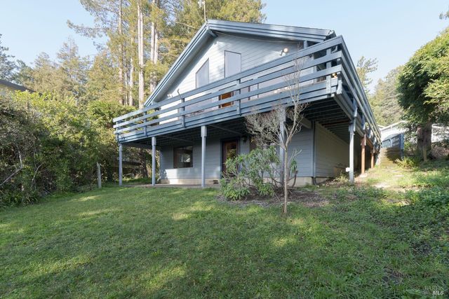 35520 Ocean View Ct, Gualala, CA 95445