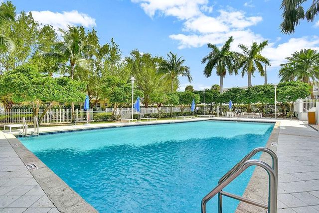 7900 Harbor Island Drive 1408, North Bay Village, FL 33141