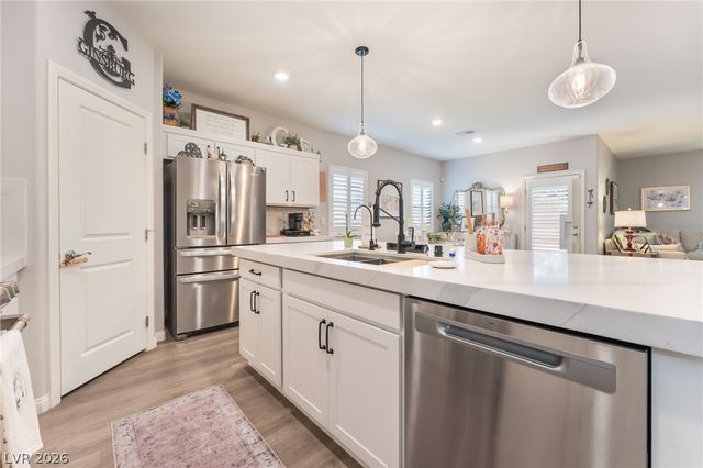 7539 Charlotte Bay Avenue, North Las Vegas, NV 89084