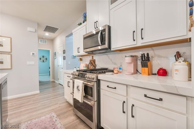 7539 Charlotte Bay Avenue, North Las Vegas, NV 89084