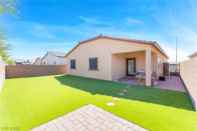7539 Charlotte Bay Avenue, North Las Vegas, NV 89084