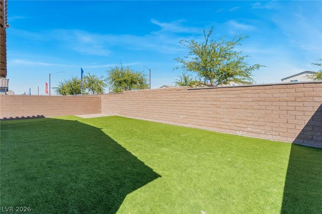 7539 Charlotte Bay Avenue, North Las Vegas, NV 89084