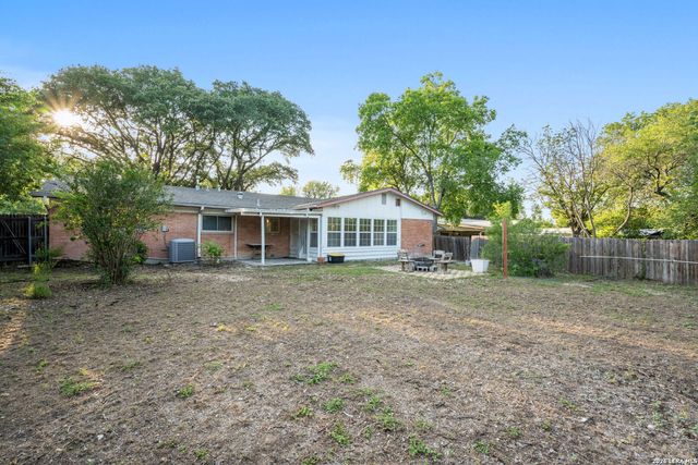 11110 RENDEZVOUS DR, San Antonio, TX 78216