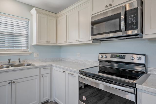 10670 Seven Hills Road, Tyler, TX 75708