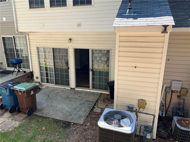 2010 Whitestone Place, Alpharetta, GA 30005