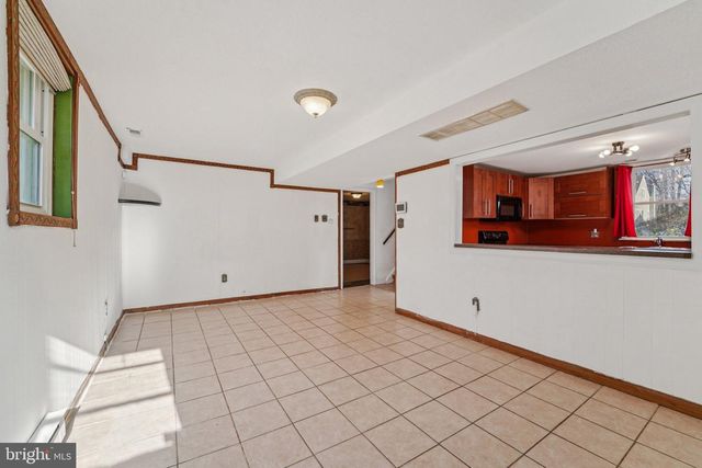 208 ELK RD, Essex, MD 21221