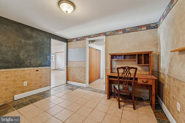 208 ELK RD, Essex, MD 21221