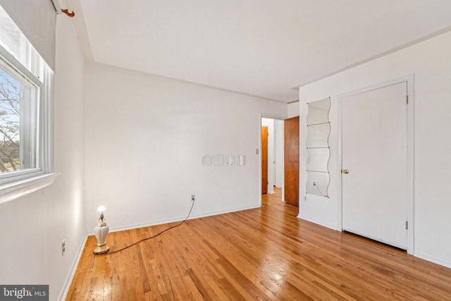 208 ELK RD, Essex, MD 21221