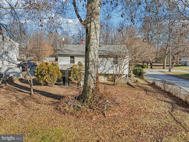 208 ELK RD, Essex, MD 21221