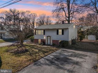 208 ELK RD, Essex, MD 21221