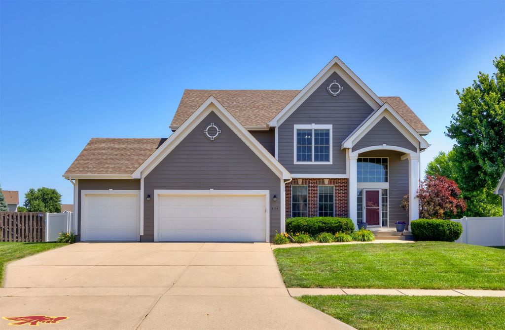 4104 SW 2nd Street, Ankeny, IA 50023