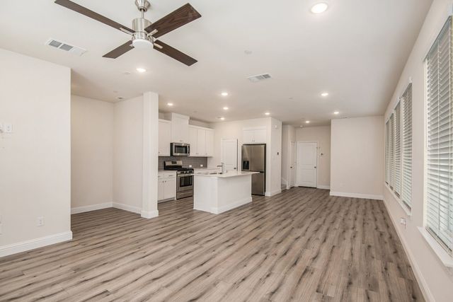 4525 Bishop Street, North Richland Hills, TX 76180