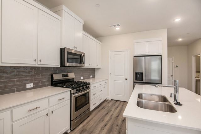 4525 Bishop Street, North Richland Hills, TX 76180