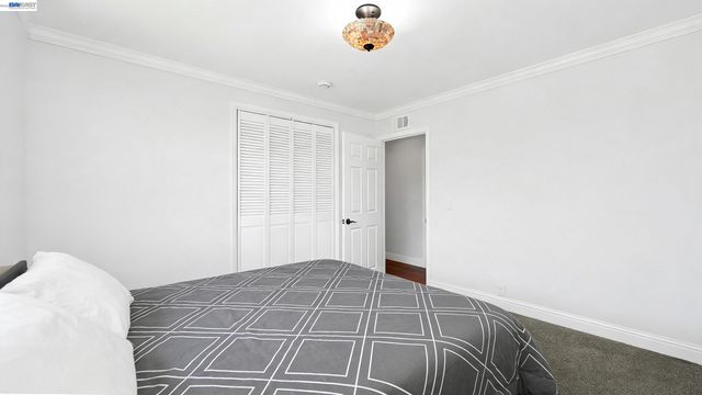 31364 Meadowbrook Ave, Hayward, CA 94544