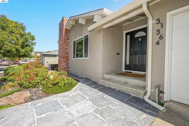 31364 Meadowbrook Ave, Hayward, CA 94544