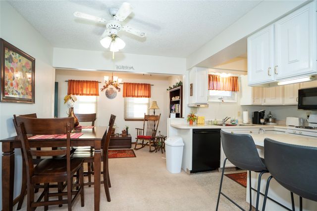 501 E 24th Street S, Newton, IA 50208