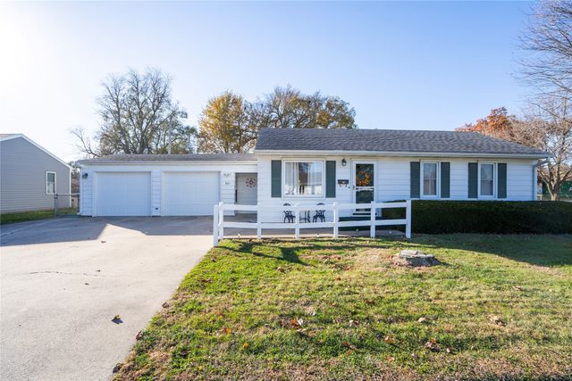 501 E 24th Street S, Newton, IA 50208