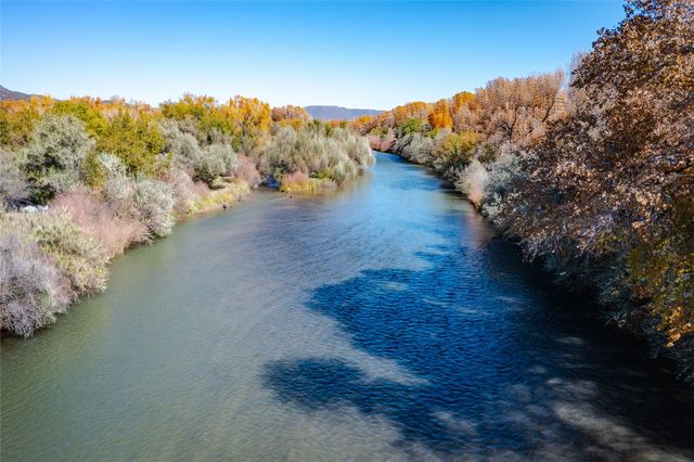 . CR 39 and 41, Velarde, NM 87582