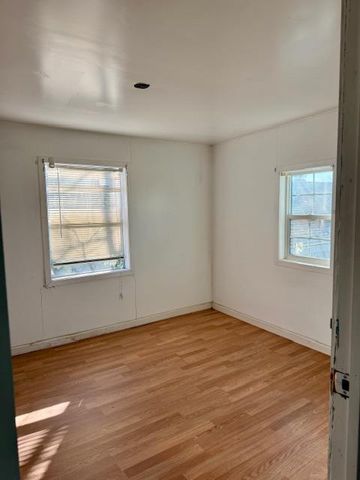 3413 20th Ave, Sacramento, CA 95820