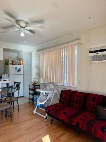 3413 20th Ave, Sacramento, CA 95820