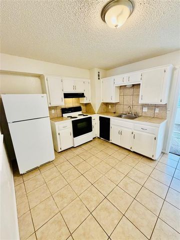 1901 E Lindsey Street 26A, Norman, OK 73071
