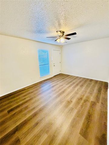 1901 E Lindsey Street 26A, Norman, OK 73071