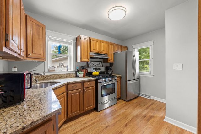 1110 N President Street, Wheaton, IL 60187