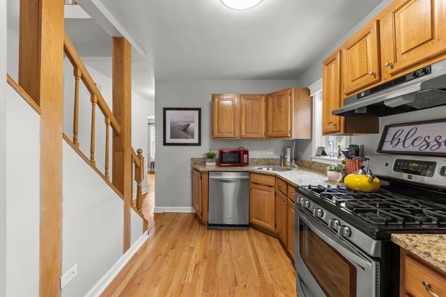 1110 N President Street, Wheaton, IL 60187