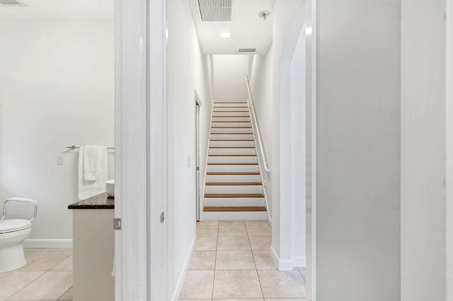 120 Oyster Catcher Cir, St Augustine, FL 32080